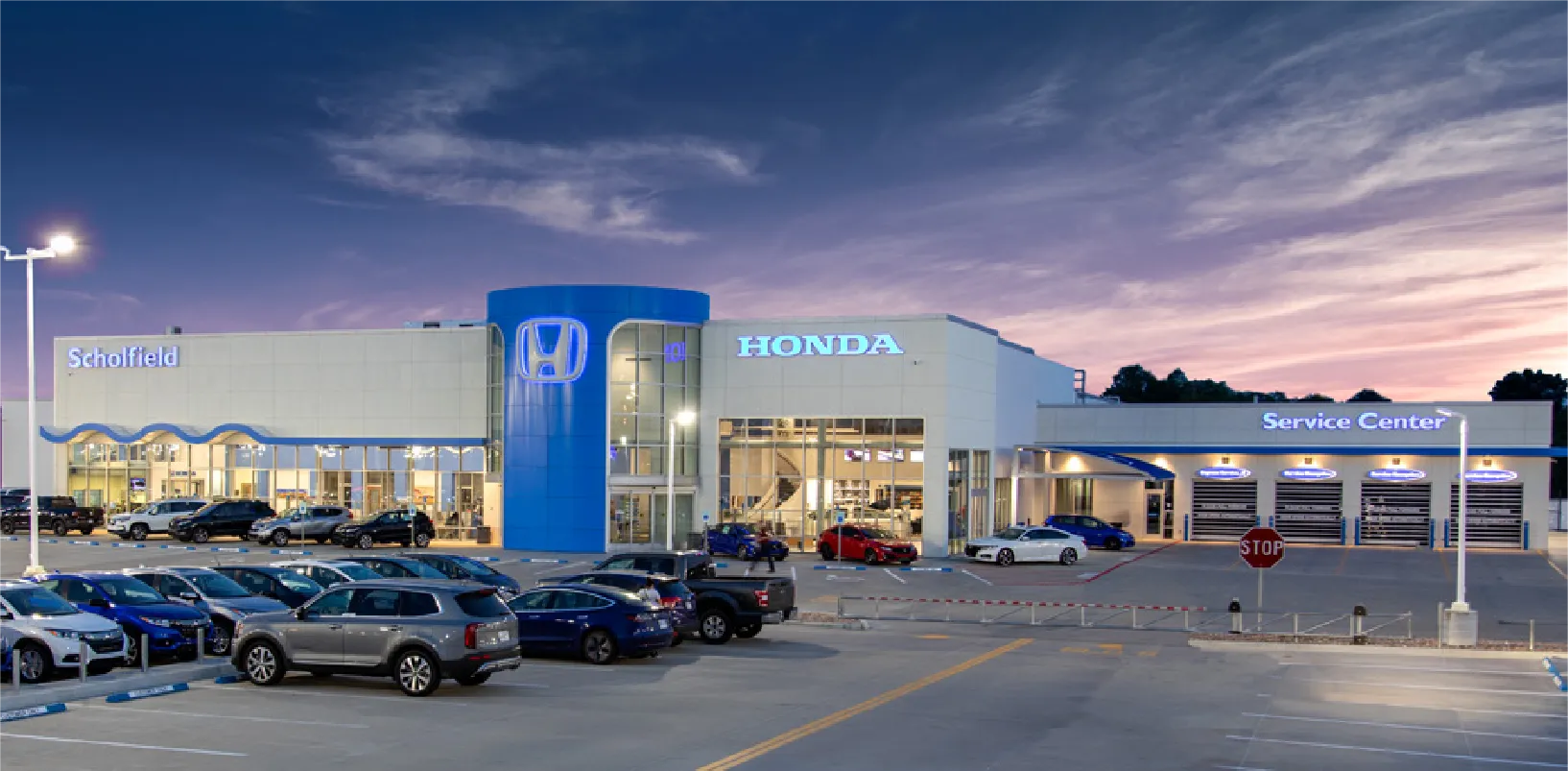 Exterior view of Scholfield Honda dealership